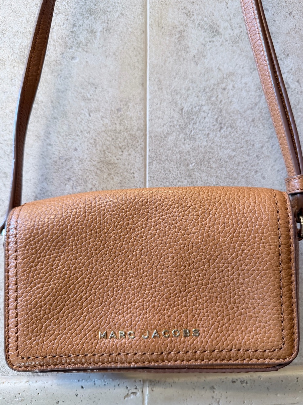 Marc Jacobs Mini Leather Crossbody Bag in Cognac Brown